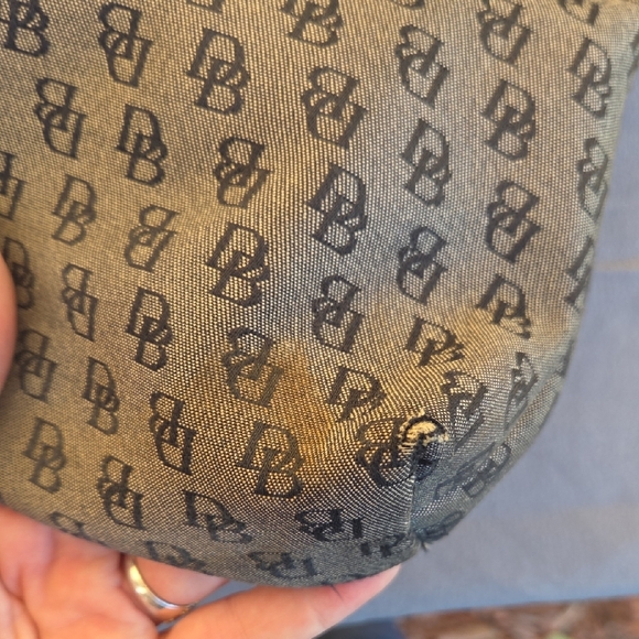 Dooney & Bourke Monogram Tan Shoulder Bag - Picture 11 of 16